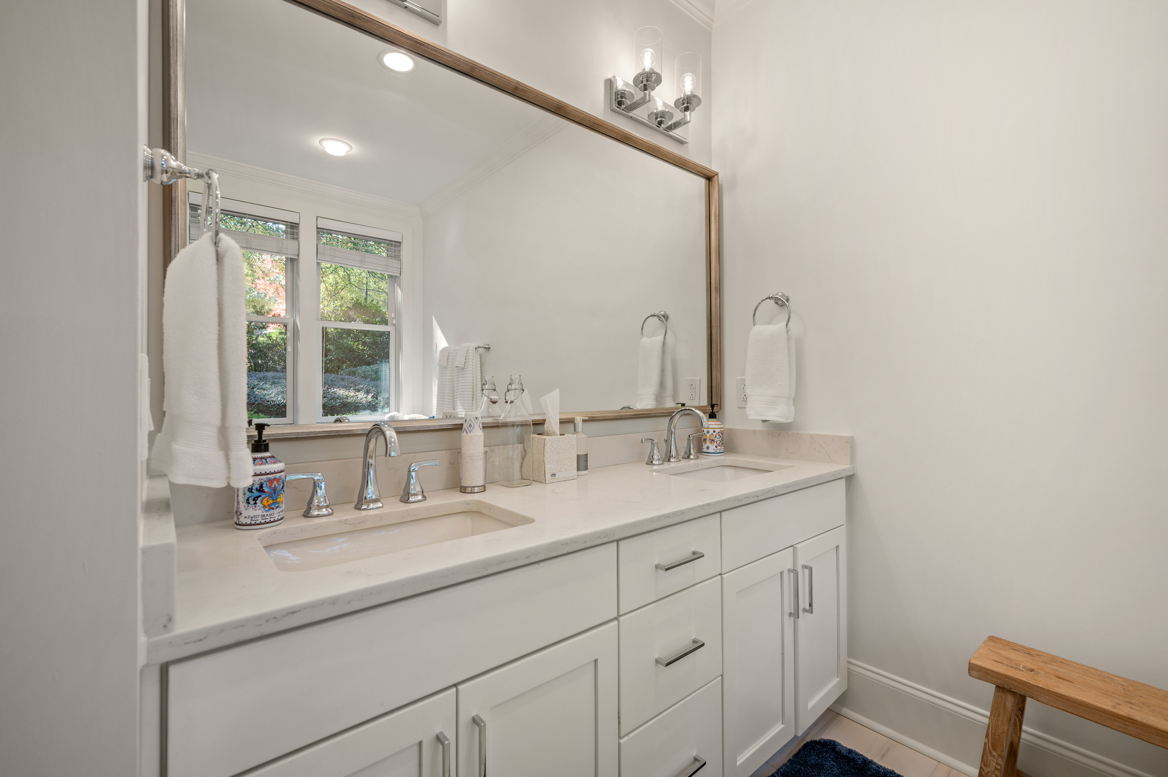 1020A Portage Trail image 19